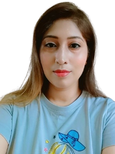 Aqsa Amir/Wedding Photographer.png